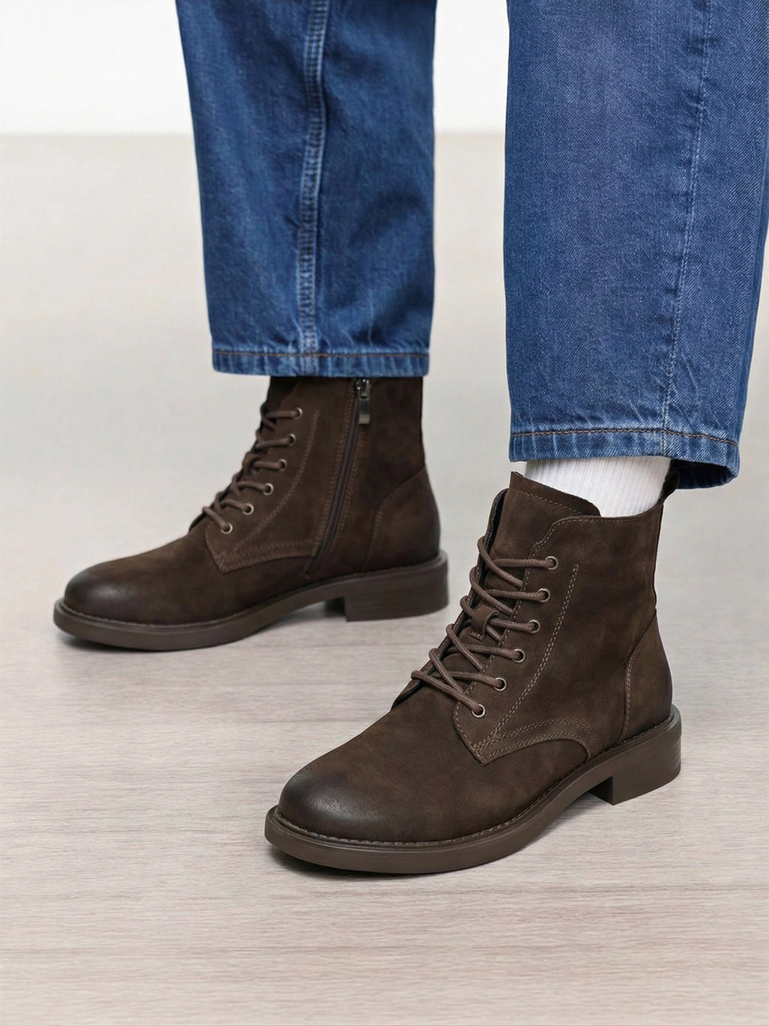 Ботинки-дерби оливкового цвета на широком среднем каблуке